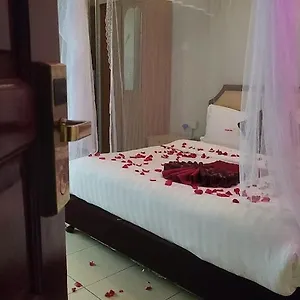 2* Hotell Macsedo